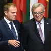 Chủ tịch Hội đồng châu Âu Donald Tusk (trái) và Chủ tịch Ủy ban châu Âu Jean-Claude Juncker. (Nguồn: AFP/TTXVN)