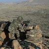 Lực lượng an ninh Afghanistan trong chiến dịch truy quét phiến quân tại tỉnh Nangarhar. (Nguồn: AFP/TTXVN)