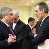 Đặc phái viên của Nga về tình hình Syria, Alexander Lavrentiev (trái) gặp Thứ trưởng Ngoại giao Iran Hossein Jaberi Ansari (phải) tại cuộc hòa đàm về tình hình Syria tại thủ đô Astana, Kazakhstan. (Nguồn: EPA/TTXVN)