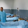  Các nạn nhân bị thương trong vụ đánh bom liều chết được điều trị tại bệnh viện ở Kabul ngày 1/3. (Nguồn: EPA/TTXVN)