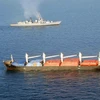 Những tên cướp biển đã bỏ trốn khi lực lượng an ninh giải cứu tàu hàng. (Nguồn: ndtv.com)