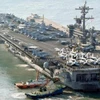  Tàu USS Carl Vinson tới cảng Busan, Hàn Quốc ngày 15/3. (Nguồn: Kyodo/TTXVN)