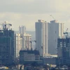  Các tòa nhà đang được xây dựng tại thủ đô Manila, Philippines. (Nguồn: AFP/TTXVN)