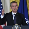 Tổng thư ký NATO Jens Stoltenberg phát biểu tại cuộc họp báo ở Washington, DC ngày 12/4. (Nguồn: AFP/TTXVN)