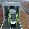 [Video] Trung Quốc ra mắt tàu điện không người lái, không đường ray