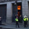 Lực lượng an ninh Argentina phong tỏa trụ sở Thượng viện sau khi báo động có bom. (Nguồn: ban.jo)