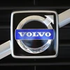  Biểu tượng của xe ôtô Volvo tại một đại lý bán xe ở Pasadena, California. (Nguồn: AFP/TTXVN)