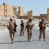 Binh sỹ Nga tuần tra ở thành phố cổ Palmyra, Syria ngày 5/5/2016. (Nguồn: AFP/TTXVN)