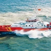 Tàu SAR 411 được điều đi cứu nạn ba thuyền viên mất tích. (Nguồn: nhandan.com.vn)