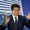 Thủ tướng Nhật Bản Shinzo Abe tại cuộc họp báo ở Tokyo ngày 23/10. (Nguồn: THX/TTXVN)