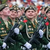Binh sĩ Nga tại lễ diễu binh kỷ niệm 72 năm Ngày Chiến thắng tại Quảng trường Đỏ ở thủ đô Moskva ngày 9/5. (Nguồn: THX/TTXVN)