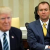 Ông Mick Mulvaney (phải) và Tổng thống Donald Trump. (Nguồn: CNBC.com)