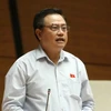 Đại biểu Quốc hội tỉnh Lạng Sơn Trần Sỹ Thanh phát biểu ý kiến tại Kỳ họp thứ ba, Quốc hội khóa XIV ngày 12/6/2017. (Ảnh: Phương Hoa/TTXVN)