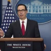 Bộ trưởng Tài chính Mỹ Steven Mnuchin phát biểu tại cuộc họp báo ở Washington, DC ngày 11/1. (Nguồn: AFP/TTXVN)