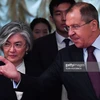 Ngoại trưởng Hàn Quốc Kang Kyung-wha và người đồng cấp Nga Sergei Lavrov. (Nguồn: Getty)