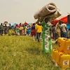 Người dân tại khu vực Komanda, tỉnh Ituri, CHDC Congo ngày 27/1/2016. (Nguồn: AFP/TTXVN)