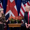 Tổng thống Mỹ Donald Trump (phải) và Thủ tướng Anh Theresa May trong cuộc gặp tại New York, Mỹ ngày 20/9/2017. (Nguồn: AFP/TTXVN)