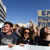 Sinh viên tham gia đình công ở Marseille, Pháp ngày 19/4. (Nguồn: AFP/TTXVN)