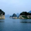 Phong cảnh ngoạn mục của "Vịnh Hạ Long trên núi" - Hồ Hòa Bình. (Nguồn: vtr.org.vn)