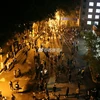 Người dân đổ ra đường sau trận động đất. (Nguồn: chinadaily.com.cn)