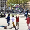 Trẻ em vui chơi ở Barcelona. (Nguồn: Lifestyle Barcelona)