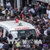 Xe cứu thương Ethiopia được triển khai tới tại hiện trường vụ nổ ở thủ đô Addis Ababa ngày 23/6. (Nguồn: AFP/TTXVN) 