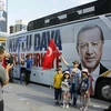 Ảnh vận động tranh cử của Tổng thống Recep Tayyip Erdogan trên một đường phố ở Ankara. (Ảnh: THX/TTXVN)