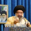 Giáo sỹ cấp cao Iran Ahmad Khatami tại lễ cầu nguyện Ngày thứ Sáu ở đền thờ Hồi giáo Imam, Tehran. (Ảnh: AFP/ TTXVN)