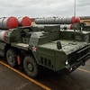 Hệ thống phòng thủ tên lửa S-300 của Nga được chuyển tới Syria. (Ảnh: Sputnik/TTXVN)