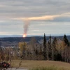 Đám cháy từ vụ nổ đường ống dẫn khí Enbridge. (Nguồn: business.financialpost.com)