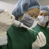 [Video] Trung Quốc điều tra khẩn thí nghiệm 2 em bé “biến đổi gen” 