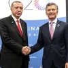 Tổng thống Thổ Nhĩ Kỳ Recep Tayyip Erdogan và Tổng thống Argentina Mauricio Macri tại cuộc họp song phương, bên lề Hội nghị thượng đỉnh G20. (Ảnh: AFP)