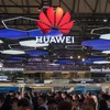 Một gian hàng của Huawei tại Hội nghị Điện thoại Di động Thế giới ở thành phố Thượng Hải, Trung Quốc ngày 27/6/2018. (Ảnh: AFP/TTXVN)
