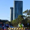 Nhà chức trách phong tỏa khu vực xung quanh tòa tháp Opal tại Sydney, Australia. (Ảnh: EPA/TTXVN)