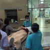 Bệnh viện Đại học Y dược Thành phố Hồ Chí Minh tiếp nhận bệnh nhân Nguyễn Thị Anh T. (sinh năm 1961) và Nguyễn Thị Anh T. (sinh năm 1997) là nạn nhân trong vụ đánh bom ở Ai Cập. (Ảnh: Đinh Hằng/TTXVN)