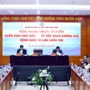 Thủ tướng Nguyễn Xuân Phúc yêu cầu huy động các cấp, các ngành cùng vào cuộc quyết liệt để ngăn chặn dịch bệnh có hiệu quả. (Ảnh: Thống Nhất/ TTXVN) 