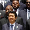 Thủ tướng Nhật Bản đã gặp gỡ hàng chục nhà lãnh đạo trên khắp lục địa châu Phi. (Nguồn: AP)