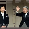 Nhật hoàng Akihito (phải) và Thái tử Naruhito. (Nguồn: AFP/TTXVN)