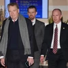 Đại diện Thương mại Mỹ Robert Lighthizer (trái) cùng các nhà đàm phán rời khách sạn tới dự các cuộc đàm phán thương mại mới ở Bắc Kinh (Trung Quốc) ngày 28/3/2019. (Ảnh: AFP/TTXVN) 