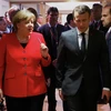 Thủ tướng Đức Angela Merkel (trái, phía trước) và Tổng thống Pháp Emmanuel Macron (phải, phía trước) tại Hội nghị thượng đỉnh Liên minh châu Âu ở Brussels, Bỉ ngày 21/3/2019. (Ảnh: THX/TTXVN) 