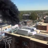 Khói đen bốc lên ra từ hiện trường vụ nổ và hỏa hoạn ở trung tâm thành phố Durham ngày 10/4. (Nguồn: AP)
