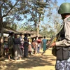 Cảnh sát Myanmar gác tại khu vực Buthidaung, bang Rakhine, ngày 25/1/2019. (Ảnh: AFP/ TTXVN)