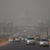 Khói mù ô nhiễm bao phủ bầu trời New Delhi, Ấn Độ ngày 25/10/2018. (Ảnh: AFP/ TTXVN)