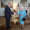 Tân Thủ tướng Boris Johnson diện kiến Nữ hoàng Elizabeth II tại Cung điện Buckingham ngày 24/7/2019. (Ảnh: AFP/TTXVN)