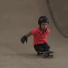 [Video] Cậu bé không chân trượt ván điêu luyện gây kinh ngạc