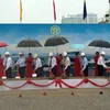 Lễ khởi công dự án xây dựng cầu vượt nút giao đường Hoàng Quốc Việt-Nguyễn Văn Huyên. (Ảnh: Tuyết Mai/TTXVN)