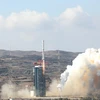 Tên lửa đẩy Trường Chinh-4B mang theo vệ tinh Cao Phân-7 rời bệ phóng tại Trung tâm phóng vệ tinh Thái Nguyên, tỉnh Sơn Tây, miền bắc Trung Quốc, ngày 3/11. (Ảnh: THX/TTXVN)