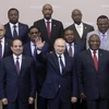 Tổng thống Nga Vladimir Putin (giữa, phía trước) và lãnh đạo các nước châu Phi tại Hội nghị cấp cao Nga-châu Phi lần thứ nhất ở Sochi ngày 24/10/2019. (Ảnh: AFP/TTXVN)