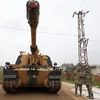 Binh sỹ và xe quân sự Thổ Nhĩ Kỳ được triển khai tại thị trấn Binnish, tỉnh Idlib, Syria, ngày 12/2/2020. (Ảnh: AFP/TTXVN)