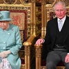 Nữ Hoàng Anh Elizabeth II (trái) và Thái tử Charles tham dự phiên họp Quốc hội ở London, Anh, ngày 19/12/2019. (Ảnh: AFP/TTXVN)